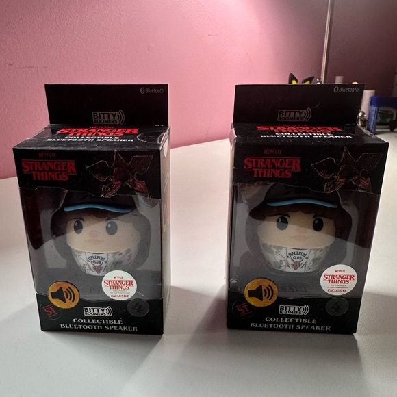 Stranger Things Bitty Boomer Speaker - Dustin - Picture 1 of 2